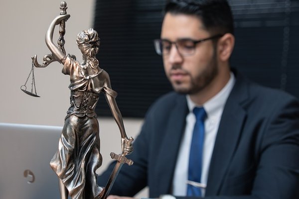 Avocat à marseille : protégez votre permis de conduire